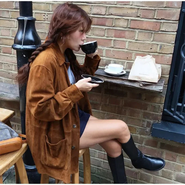 Van Delft Mode® | Suede Statement Coat