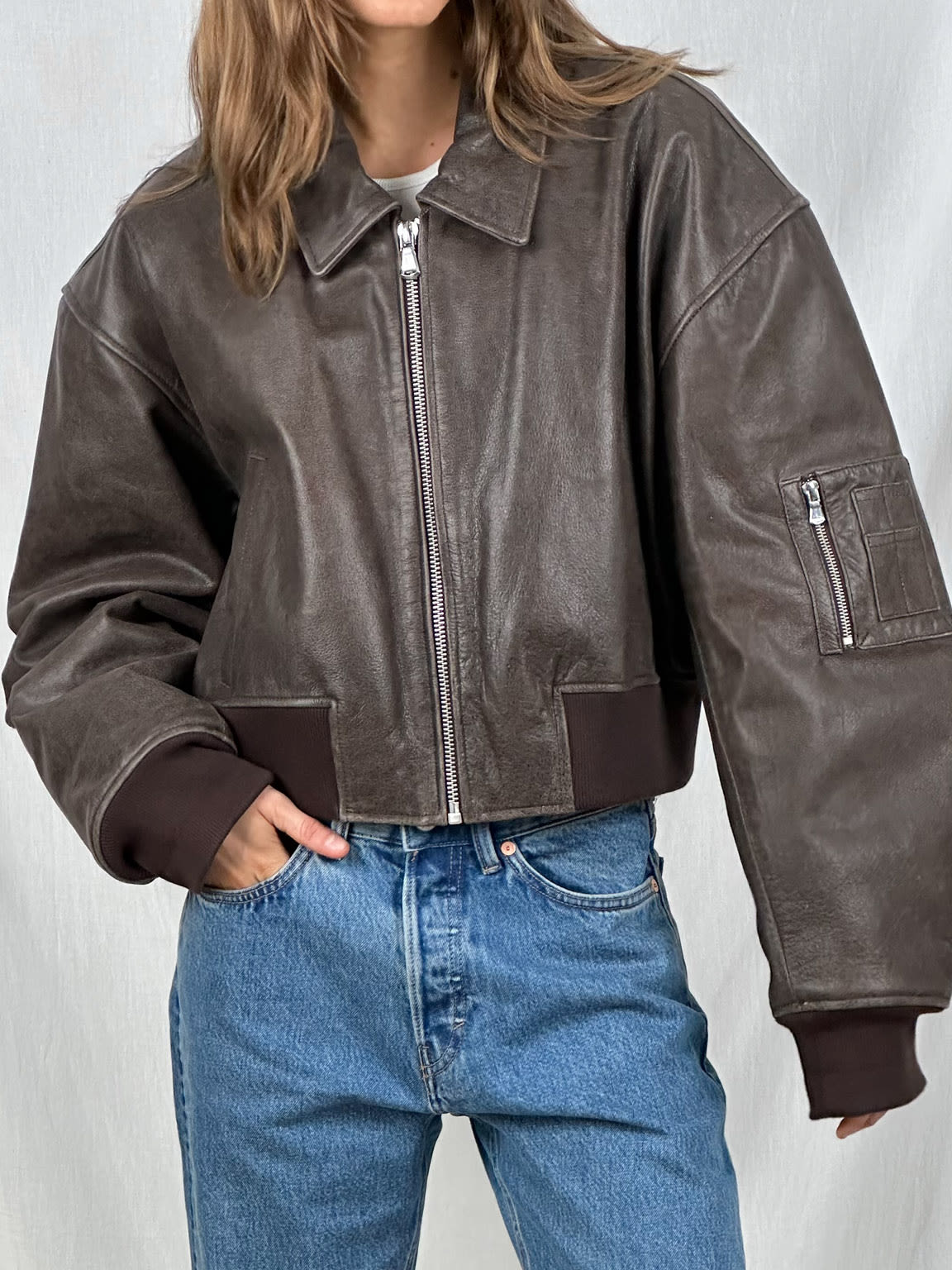 Van Delft Mode® | Cropped Bomber